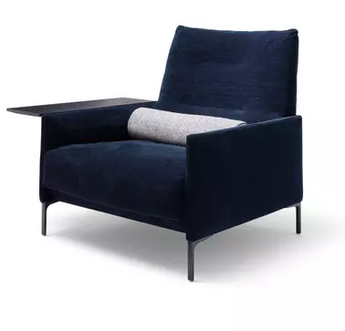 COR Sitzmöbel is RAMPA's reference partner. On display is the construction of seating furniture by COR Sitzmöbel, in which RAMPA inserts are used. RAMPA's threaded inserts are processed in the blue armchair for high stability.